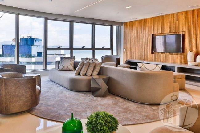 Imagem Apartamento com 4 Quartos à Venda, 254 m² em Centro - Balneário Camboriú Imagem Apartamento com 4 Quartos à Venda, 254 m² em Centro - Balneário Camboriú