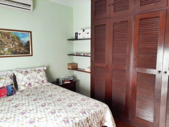Imagem Casa com 4 Quartos à Venda, 500 m² em Comary - Teresópolis