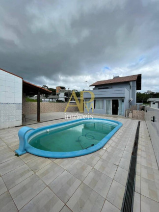 Imagem Casa com 3 Quartos à Venda, 130 m² em Pedra Branca - Palhoça Imagem Casa com 3 Quartos à Venda, 130 m² em Pedra Branca - Palhoça