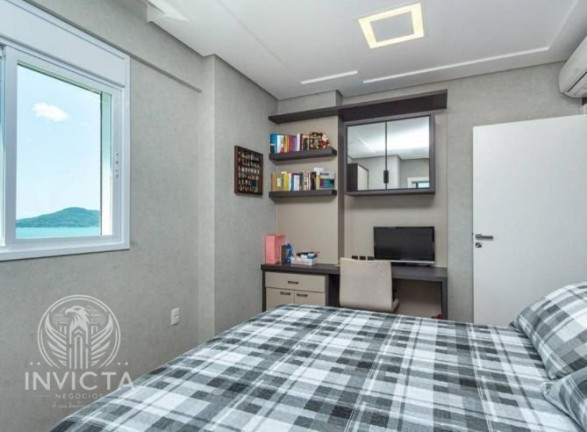 Imagem Cobertura com 3 Quartos à Venda, 222 m² em Pioneiros - Balneário Camboriú Imagem Cobertura com 3 Quartos à Venda, 222 m² em Pioneiros - Balneário Camboriú