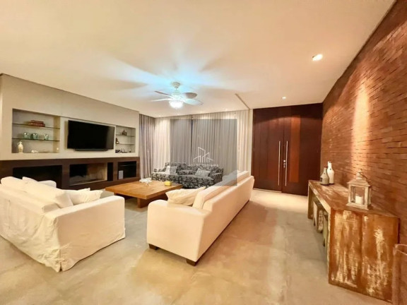 Imagem Casa de Condomínio com 4 Quartos à Venda, em Xangri-lá Imagem Casa de Condomínio com 4 Quartos à Venda, em Xangri-lá