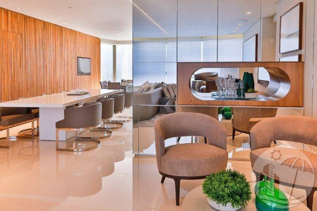 Imagem Apartamento com 4 Quartos à Venda, 254 m² em Centro - Balneário Camboriú Imagem Apartamento com 4 Quartos à Venda, 254 m² em Centro - Balneário Camboriú