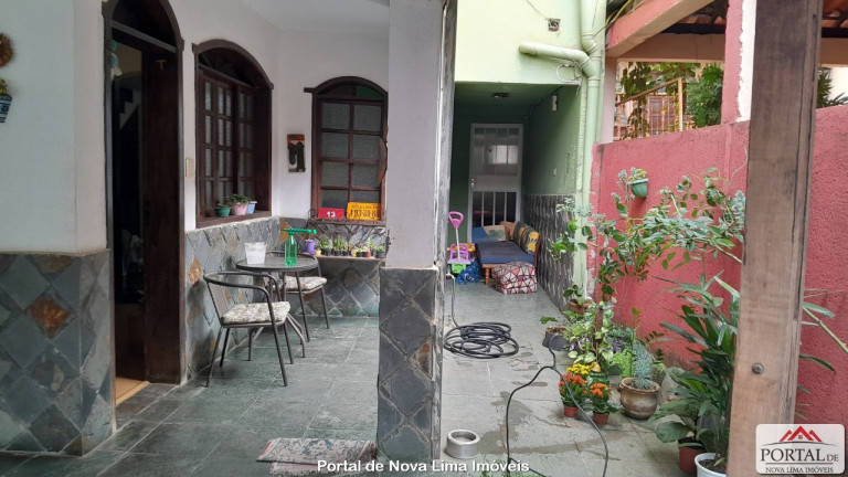 Imagem Casa com 4 Quartos à Venda, 310 m² em Cascalho - Nova Lima