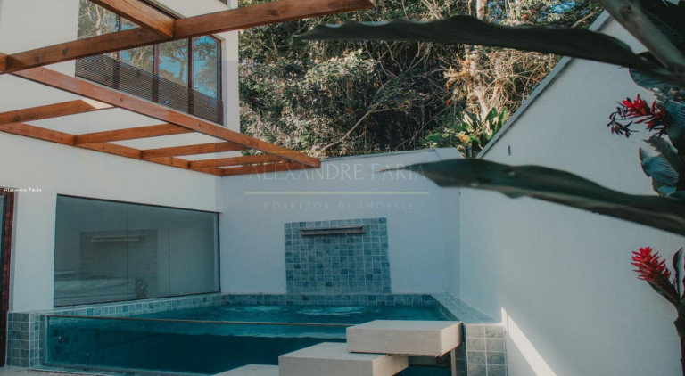 Imagem Casa com 3 Quartos à Venda, 207 m² em Camburi - São Sebastião Imagem Casa com 3 Quartos à Venda, 207 m² em Camburi - São Sebastião