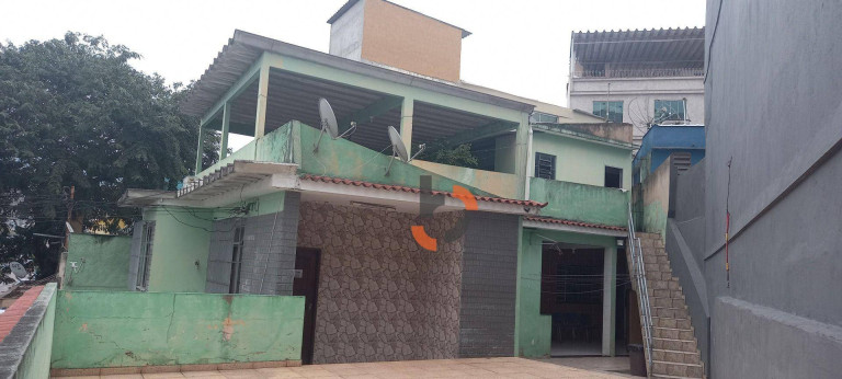 Imagem Casa com 3 Quartos à Venda, 240 m² em Califórnia - Nova Iguaçu