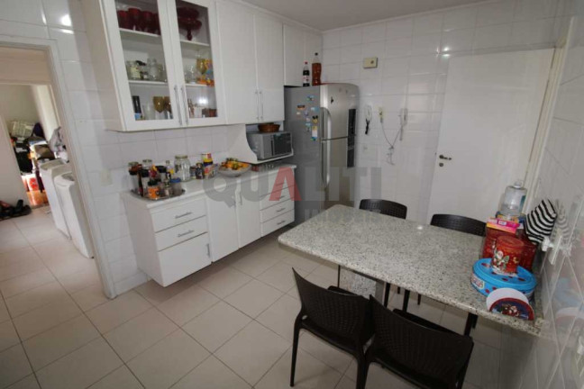 Imagem Apartamento com 3 Quartos à Venda, 180 m² em Moema - São Paulo