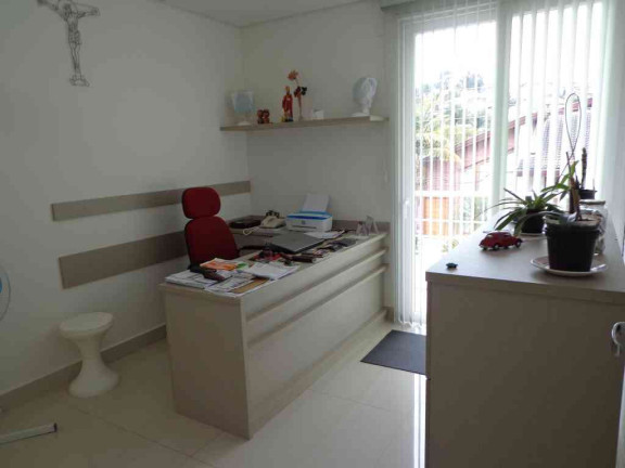 Imagem Casa com 4 Quartos à Venda, 480 m² em Aruã - Mogi Das Cruzes Imagem Casa com 4 Quartos à Venda, 480 m² em Aruã - Mogi Das Cruzes