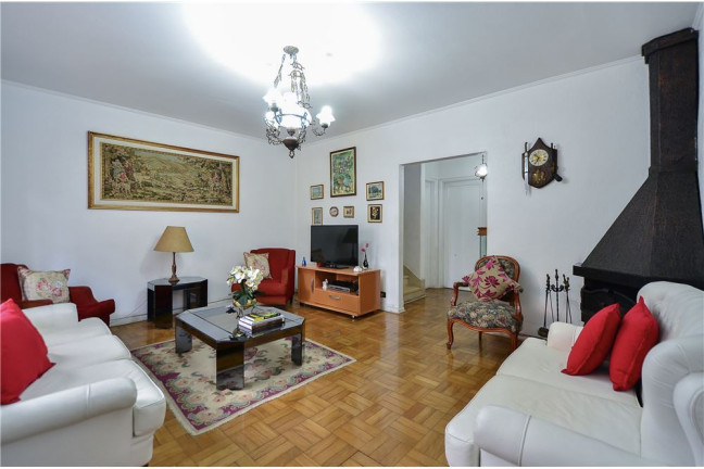 Imagem Casa com 3 Quartos à Venda, em Pinheiros - São Paulo Imagem Casa com 3 Quartos à Venda, em Pinheiros - São Paulo