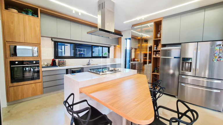 Imagem Casa de Condomínio com 4 Quartos à Venda, 414 m² em Jardins Itália - Goiânia Imagem Casa de Condomínio com 4 Quartos à Venda, 414 m² em Jardins Itália - Goiânia