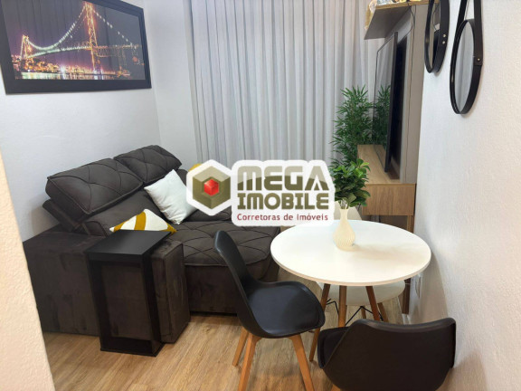 Imagem Apartamento com 3 Quartos à Venda, 65 m² em Centro - Florianópolis Imagem Apartamento com 3 Quartos à Venda, 65 m² em Centro - Florianópolis