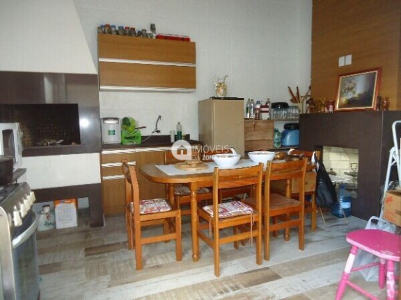 Imagem Casa com 3 Quartos à Venda, 177 m²