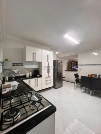 Imagem Casa com 3 Quartos à Venda, 121 m² em Maracanã - Praia Grande Imagem Casa com 3 Quartos à Venda, 121 m² em Maracanã - Praia Grande