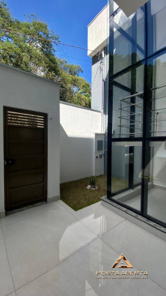 Imagem Casa com 4 Quartos para Alugar, 160 m² em Bom Retiro - Ipatinga Imagem Casa com 4 Quartos para Alugar, 160 m² em Bom Retiro - Ipatinga