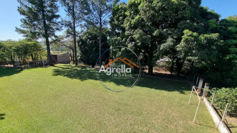 Imagem Imóvel com 3 Quartos à Venda, 650 m² em Condomínio Chácaras Areião - Mogi Mirim Imagem Imóvel com 3 Quartos à Venda, 650 m² em Condomínio Chácaras Areião - Mogi Mirim