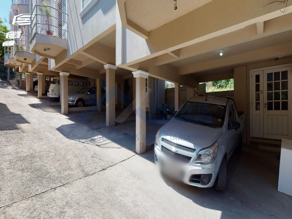 Imagem Casa com 3 Quartos à Venda, 230 m² em Cristal - Porto Alegre Imagem Casa com 3 Quartos à Venda, 230 m² em Cristal - Porto Alegre