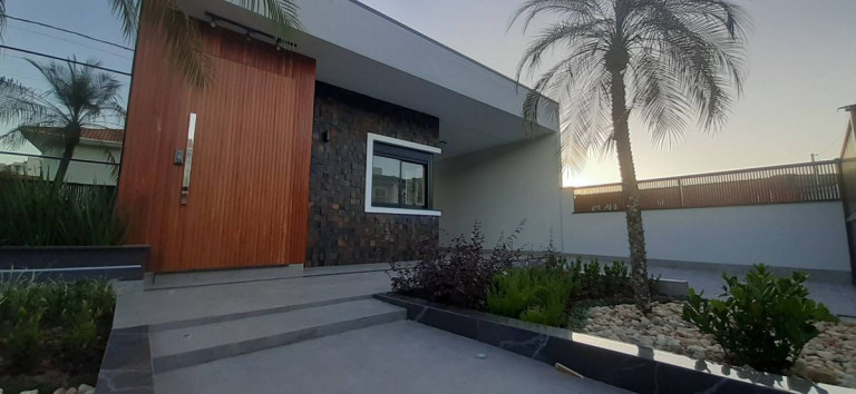 Imagem Casa com 3 Quartos à Venda, 112 m² em Potecas - São José