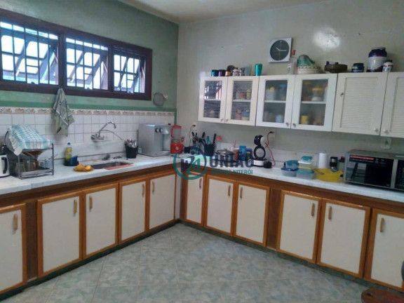 Imagem Casa com 5 Quartos à Venda, 209 m² em Itaipu - Niterói Imagem Casa com 5 Quartos à Venda, 209 m² em Itaipu - Niterói