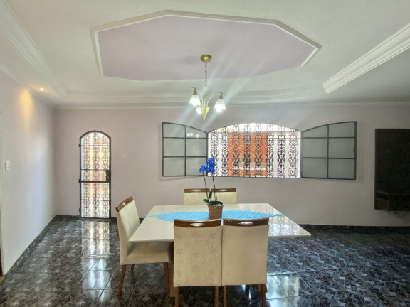 Imagem Casa com 3 Quartos à Venda, 182 m² em Vila Industrial - São José Dos Campos