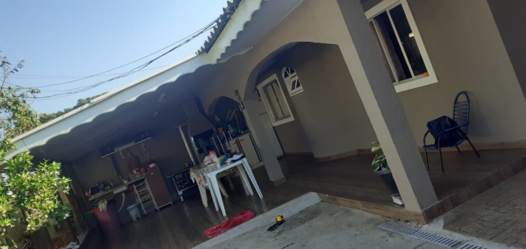 Casa com 4 Quartos à Venda, 140 m² em Costeira - Araucária