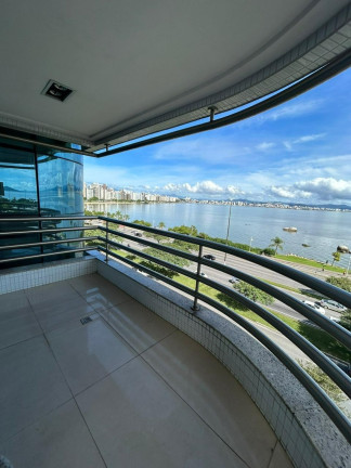 Apartamento com 4 Quartos à Venda, 211 m² em Agronômica - Florianópolis
