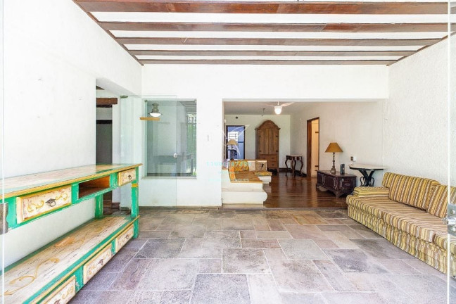 Imagem Casa com 3 Quartos à Venda, 400 m² em Alto De Pinheiros - São Paulo Imagem Casa com 3 Quartos à Venda, 400 m² em Alto De Pinheiros - São Paulo