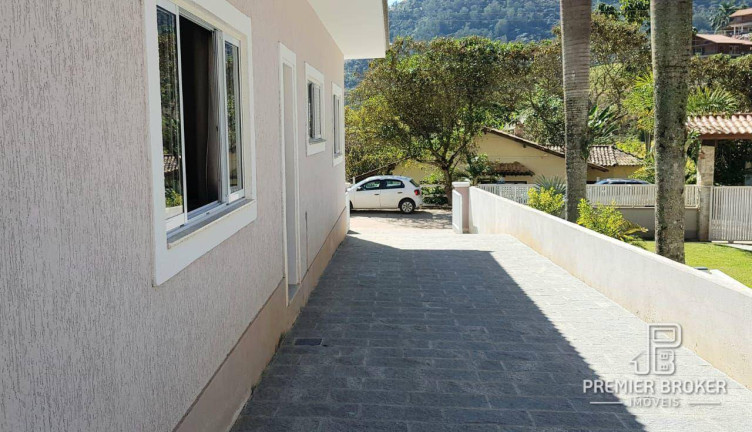 Imagem Casa com 3 Quartos à Venda, 250 m² em Sebastiana - Teresópolis Imagem Casa com 3 Quartos à Venda, 250 m² em Sebastiana - Teresópolis