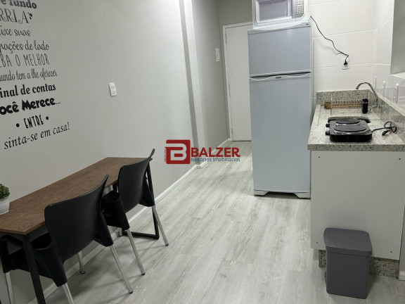 Imagem Apartamento com 1 Quarto à Venda, 40 m² em Centro - Florianópolis Imagem Apartamento com 1 Quarto à Venda, 40 m² em Centro - Florianópolis
