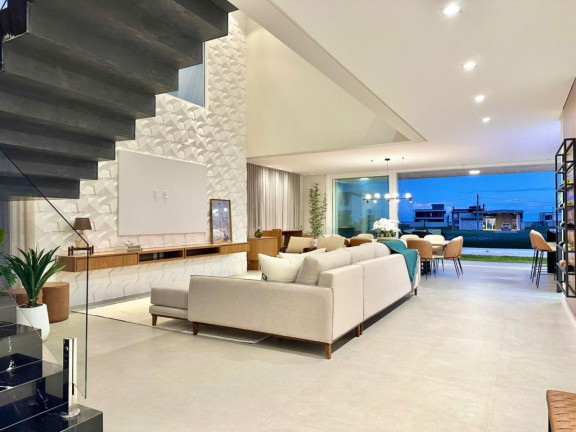 Imagem Casa com 4 Quartos à Venda, 348 m² em Capão Novo - Capao Da Canoa Imagem Casa com 4 Quartos à Venda, 348 m² em Capão Novo - Capao Da Canoa