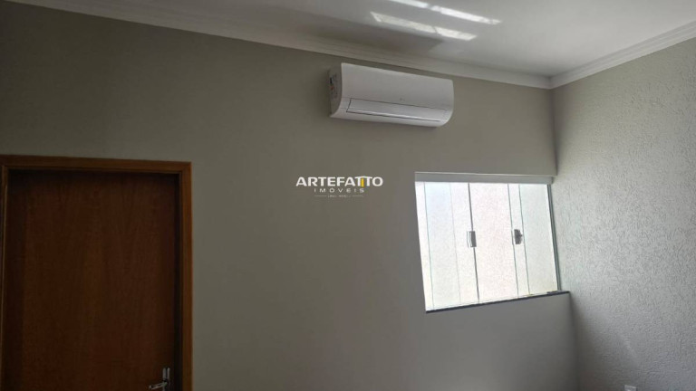 Imagem Casa com 2 Quartos à Venda, 125 m² Imagem Casa com 2 Quartos à Venda, 125 m²