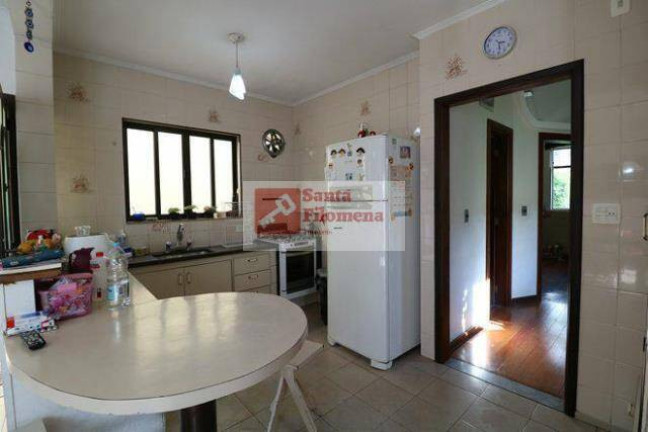 Imagem Casa com 4 Quartos à Venda, 300 m² em Jardim Santo Antônio - Santo André Imagem Casa com 4 Quartos à Venda, 300 m² em Jardim Santo Antônio - Santo André