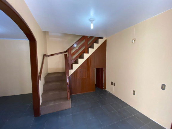 Imagem Casa com 5 Quartos à Venda, 300 m² em Sarandi - Porto Alegre Imagem Casa com 5 Quartos à Venda, 300 m² em Sarandi - Porto Alegre
