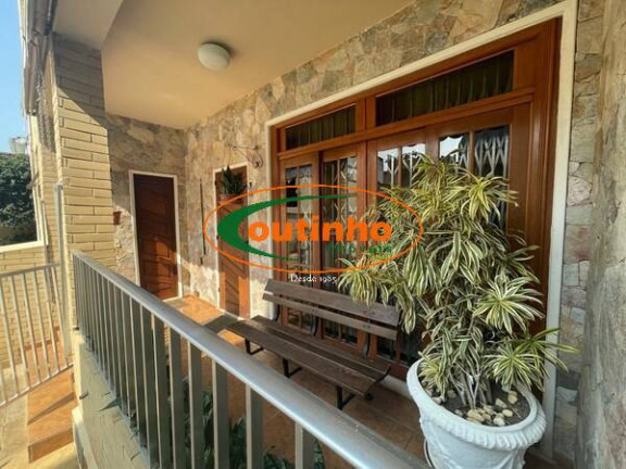 Imagem Casa com 4 Quartos à Venda, 400 m² em Barra Da Tijuca - Rio De Janeiro Imagem Casa com 4 Quartos à Venda, 400 m² em Barra Da Tijuca - Rio De Janeiro