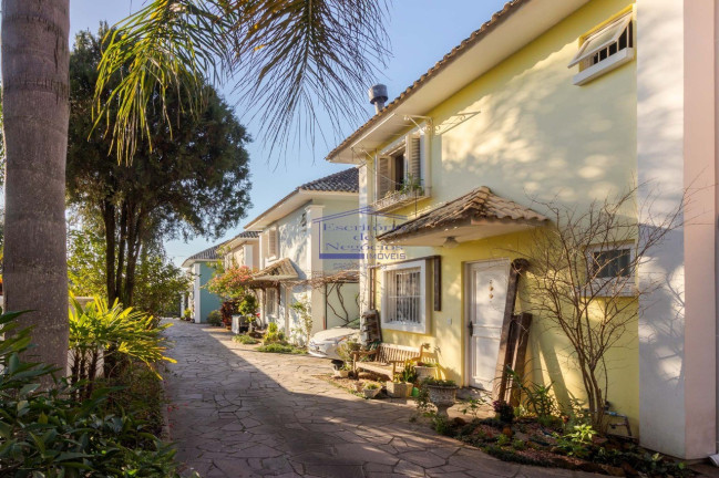 Imagem Casa com 3 Quartos à Venda, 105 m² em Tristeza - Porto Alegre Imagem Casa com 3 Quartos à Venda, 105 m² em Tristeza - Porto Alegre