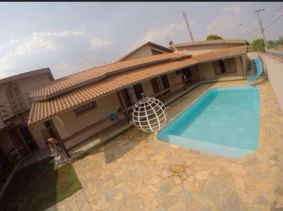 Imagem Casa com 3 Quartos à Venda, 420 m² em Vila Loanda - Atibaia Imagem Casa com 3 Quartos à Venda, 420 m² em Vila Loanda - Atibaia