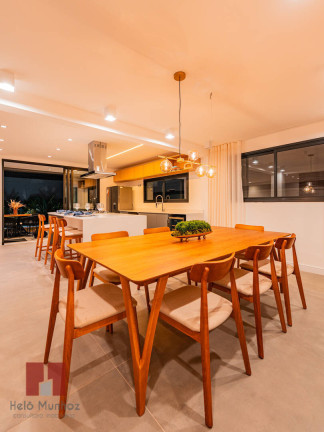 Imagem Casa com 4 Quartos à Venda, 302 m² em Alphaville - Santana De Parnaíba Imagem Casa com 4 Quartos à Venda, 302 m² em Alphaville - Santana De Parnaíba