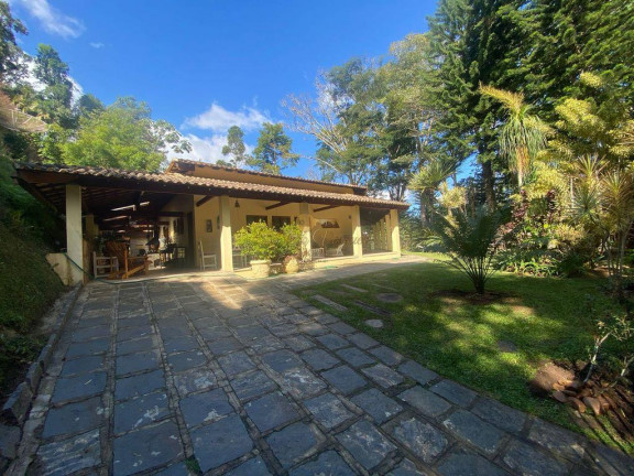 Casa com 3 Quartos à Venda, 300 m² em Albuquerque - Teresópolis