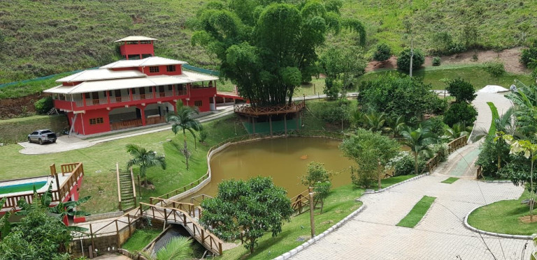 Imagem Imóvel com 10 Quartos à Venda, 70.000 m² Imagem Imóvel com 10 Quartos à Venda, 70.000 m²