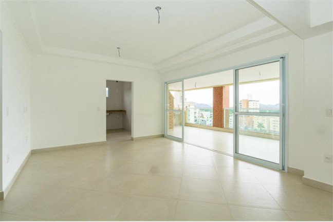 Imóvel com 3 Quartos à Venda,  em Enseada - Guarujá