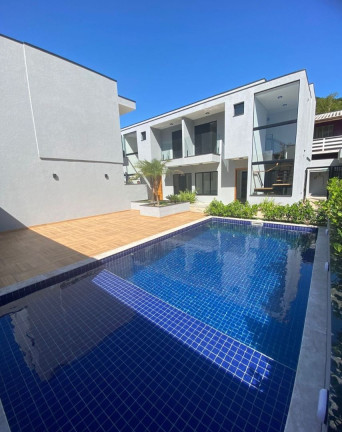 Sobrado com 3 Quartos à Venda, 111 m² em Cidade Jardim - Caraguatatuba
