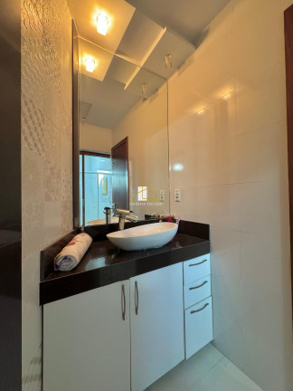 Imagem Casa com 3 Quartos à Venda, 300 m² em Porto Canoa - Serra