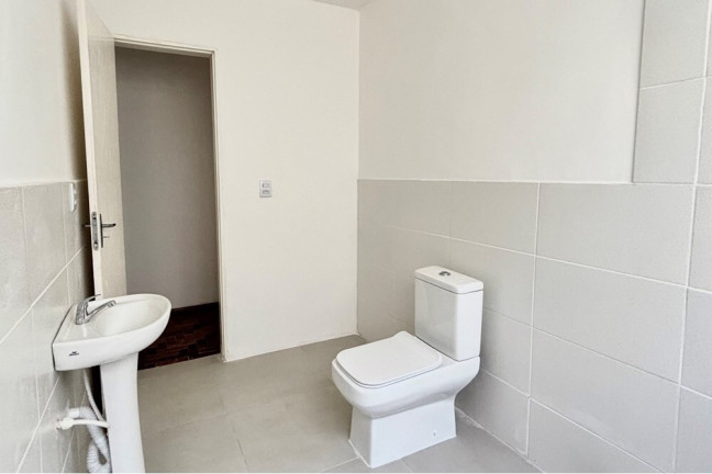 Imagem Imóvel com 1 Quarto à Venda, 55 m² em Santana - Porto Alegre Imagem Imóvel com 1 Quarto à Venda, 55 m² em Santana - Porto Alegre