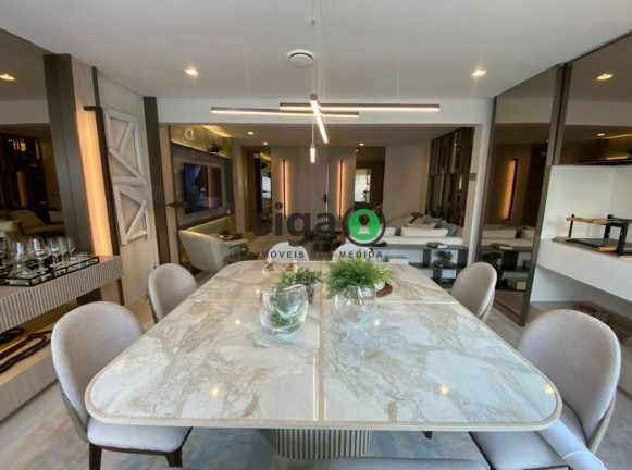 Imagem Apartamento com 3 Quartos à Venda, 123 m² em Moema - São Paulo
