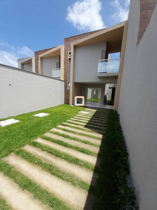 Imagem Casa com 3 Quartos à Venda, 165 m² em Centro - Eusébio Imagem Casa com 3 Quartos à Venda, 165 m² em Centro - Eusébio