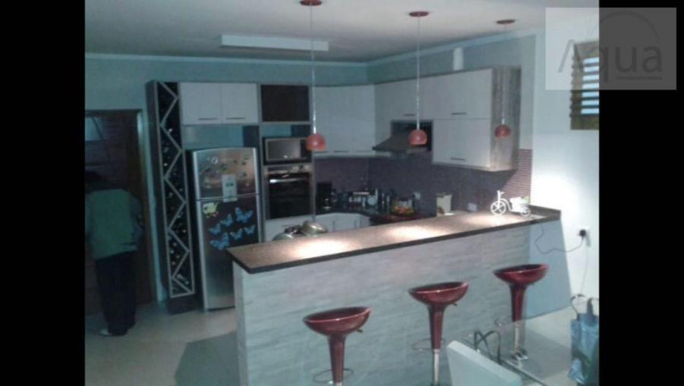 Imagem Casa com 3 Quartos à Venda, 125 m² em Jardim Tremembé - São Paulo