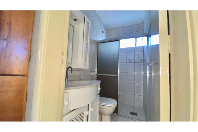Imagem Imóvel com 2 Quartos à Venda, em Menino Deus - Porto Alegre Imagem Imóvel com 2 Quartos à Venda, em Menino Deus - Porto Alegre