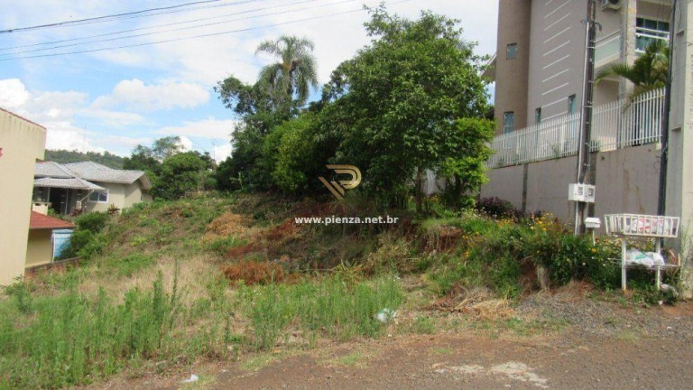 Imagem Terreno à Venda, 740 m² em Imperial - Concórdia Imagem Terreno à Venda, 740 m² em Imperial - Concórdia