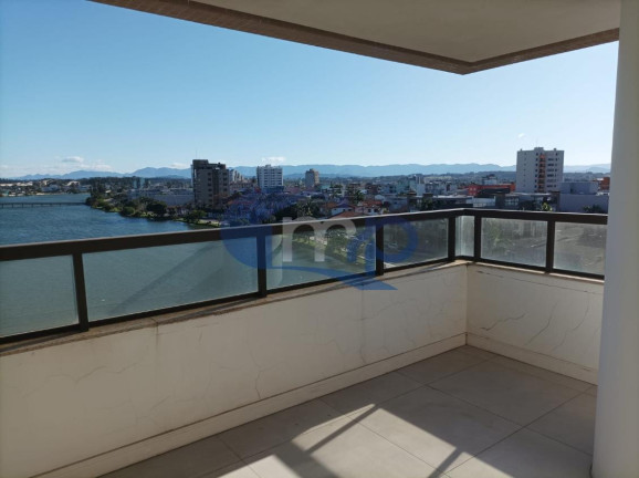 Apartamento com 3 Quartos à Venda, 123 m² em Centro - Torres