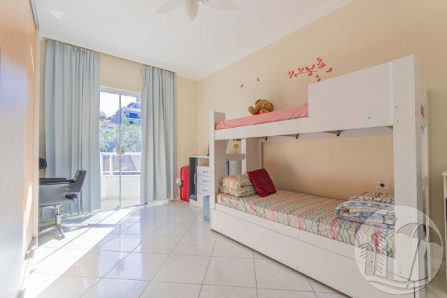 Imagem Casa com 5 Quartos à Venda, 259 m² em Ariribá - Balneário Camboriú Imagem Casa com 5 Quartos à Venda, 259 m² em Ariribá - Balneário Camboriú