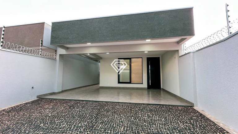 Imagem Casa com 3 Quartos à Venda, 137 m² em Plano Diretor Sul - Palmas Imagem Casa com 3 Quartos à Venda, 137 m² em Plano Diretor Sul - Palmas