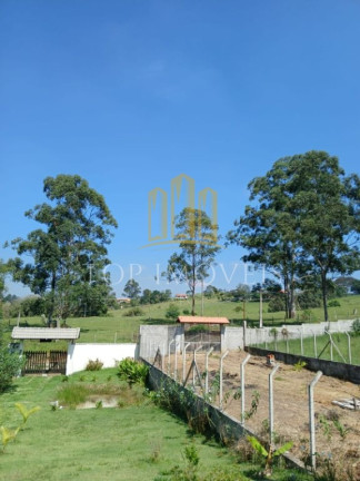 Imagem Chácara com 2 Quartos à Venda, 1.204 m² em Vila Menino Jesus - Caçapava